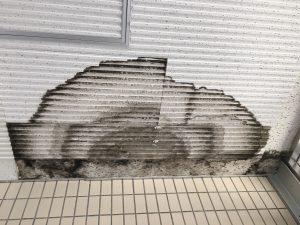 ボード雨漏り